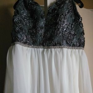 Elegant dress size 24